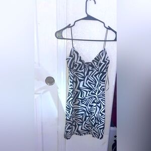 Windsor dress zebra print slim fit